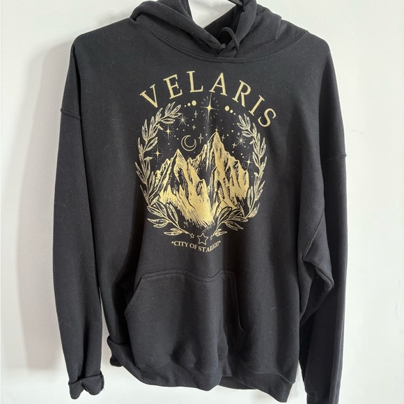 A Court of Thorns and Roses Velaris Hoodie - Picture 1 of 3